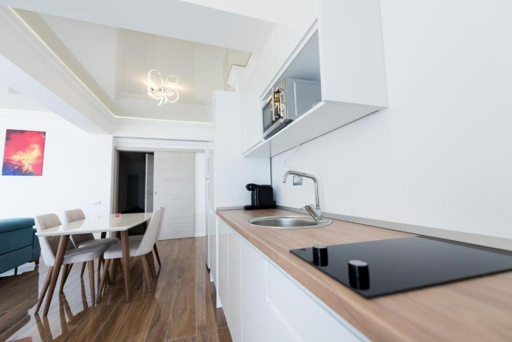 White Tower Mamaia Apartament Privat 503 외부 사진